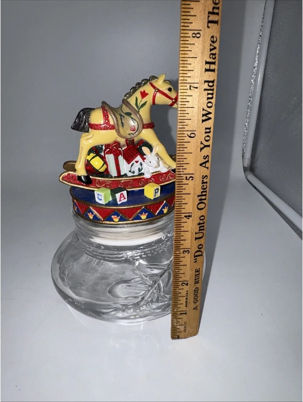 Fitz and Floyd Christmas/Holiday Lodge Bear   Christmas Presents Lidded Jar